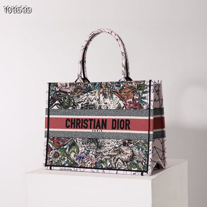 Christian Dior Shopping Bags